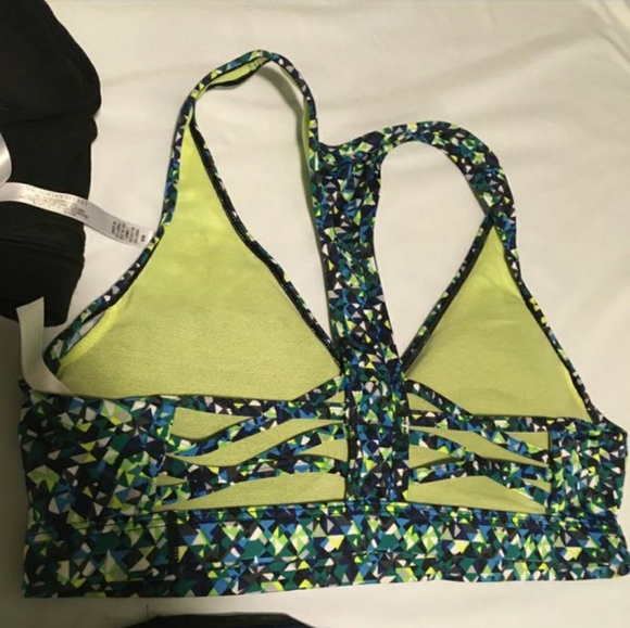 SOLD 6 VS/Pink Sports Bras - Picture 7 of 8